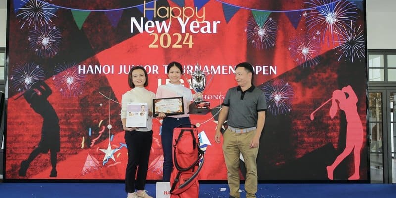 Gia Hân Từ Golfer Nhí Đến Ứng Viên Vô Địch Golf QG 2024 - hình ảnh - jvggcbyzf.top