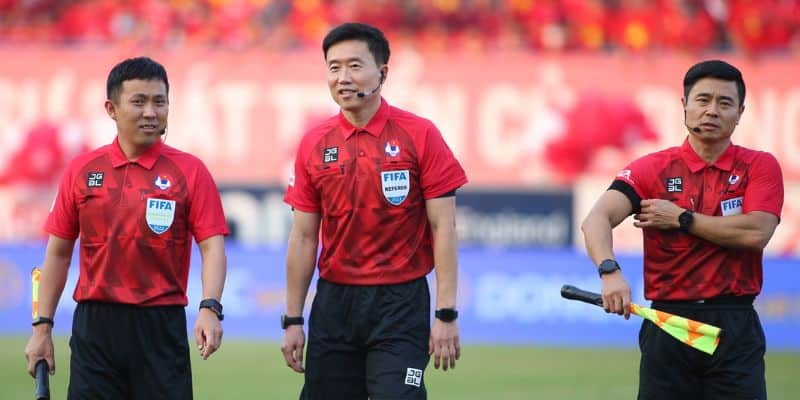 Trọng Tài Thể Thao – Người Quyết Định Số Phận Của Trận Đấu - hình ảnh - jvggcbyzf.top Trọng Tài Thể Thao – Người Quyết Định Số Phận Của Trận Đấu - hình ảnh - jvggcbyzf.top